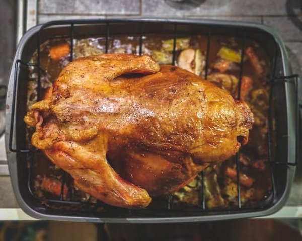 Quels critères pour sélectionner un four à vapeur avec option de cuisson combinée pour des repas sains ?