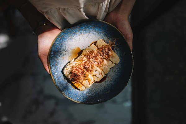 Comment préparer des plats de tofu grillé sans huile pour un dîner léger?